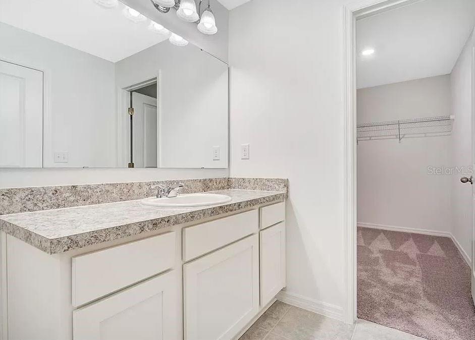MADISON PLACE - Residential