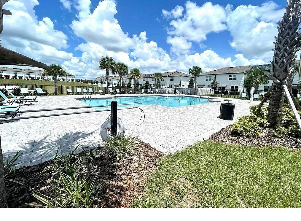 MADISON PLACE - Residential