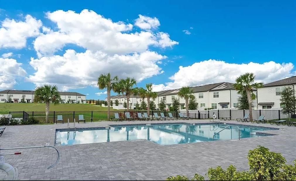 MADISON PLACE - Residential