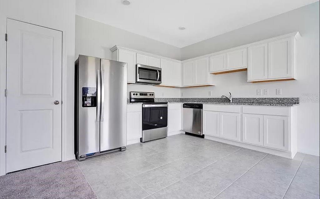 MADISON PLACE - Residential