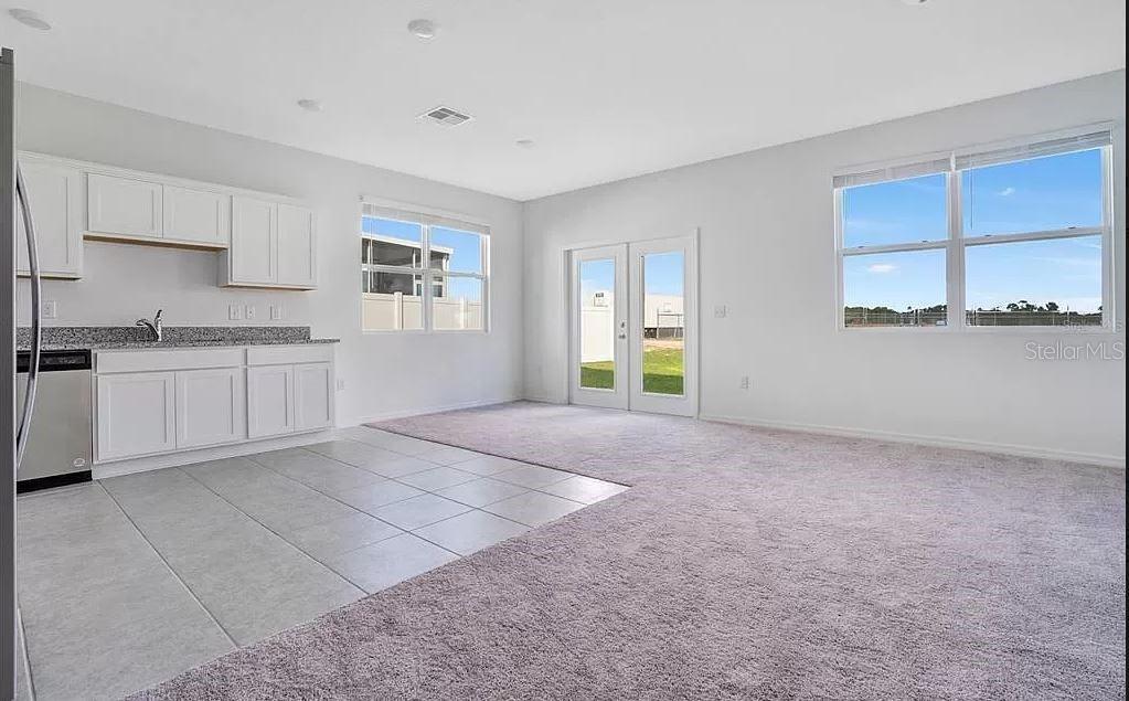 MADISON PLACE - Residential