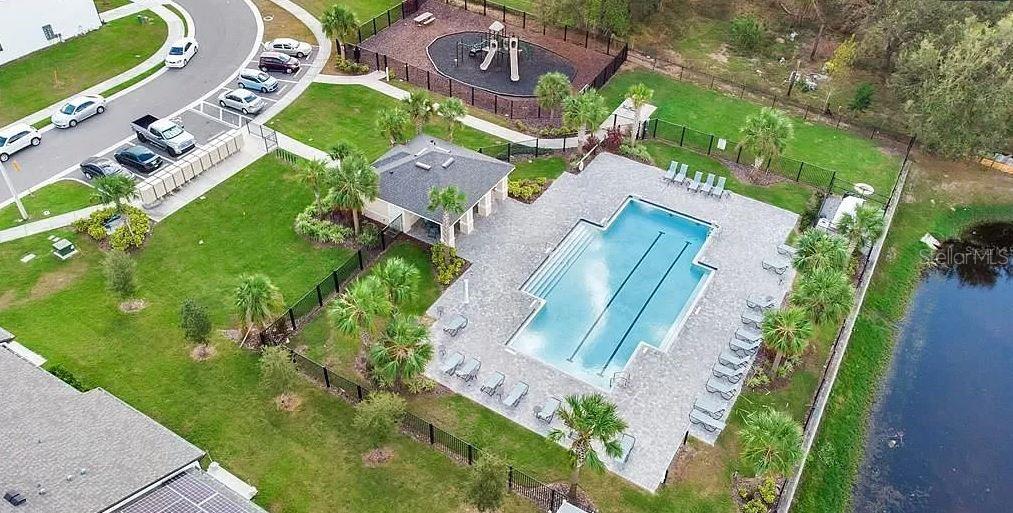 MADISON PLACE - Residential