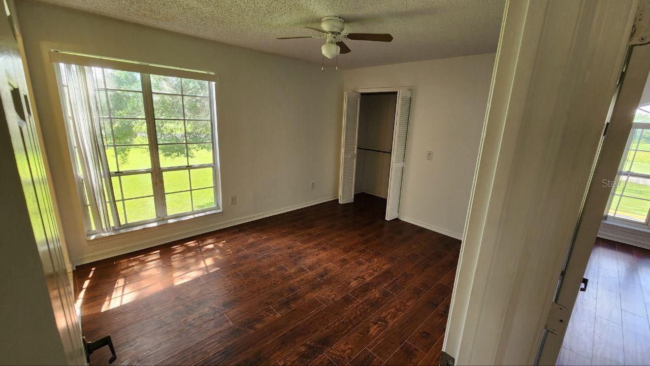 TOWNES SOUTHGATE CONDO PH D - Residential Lease