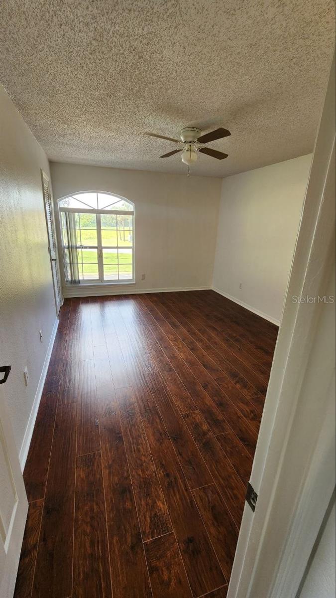 TOWNES SOUTHGATE CONDO PH D - Residential Lease