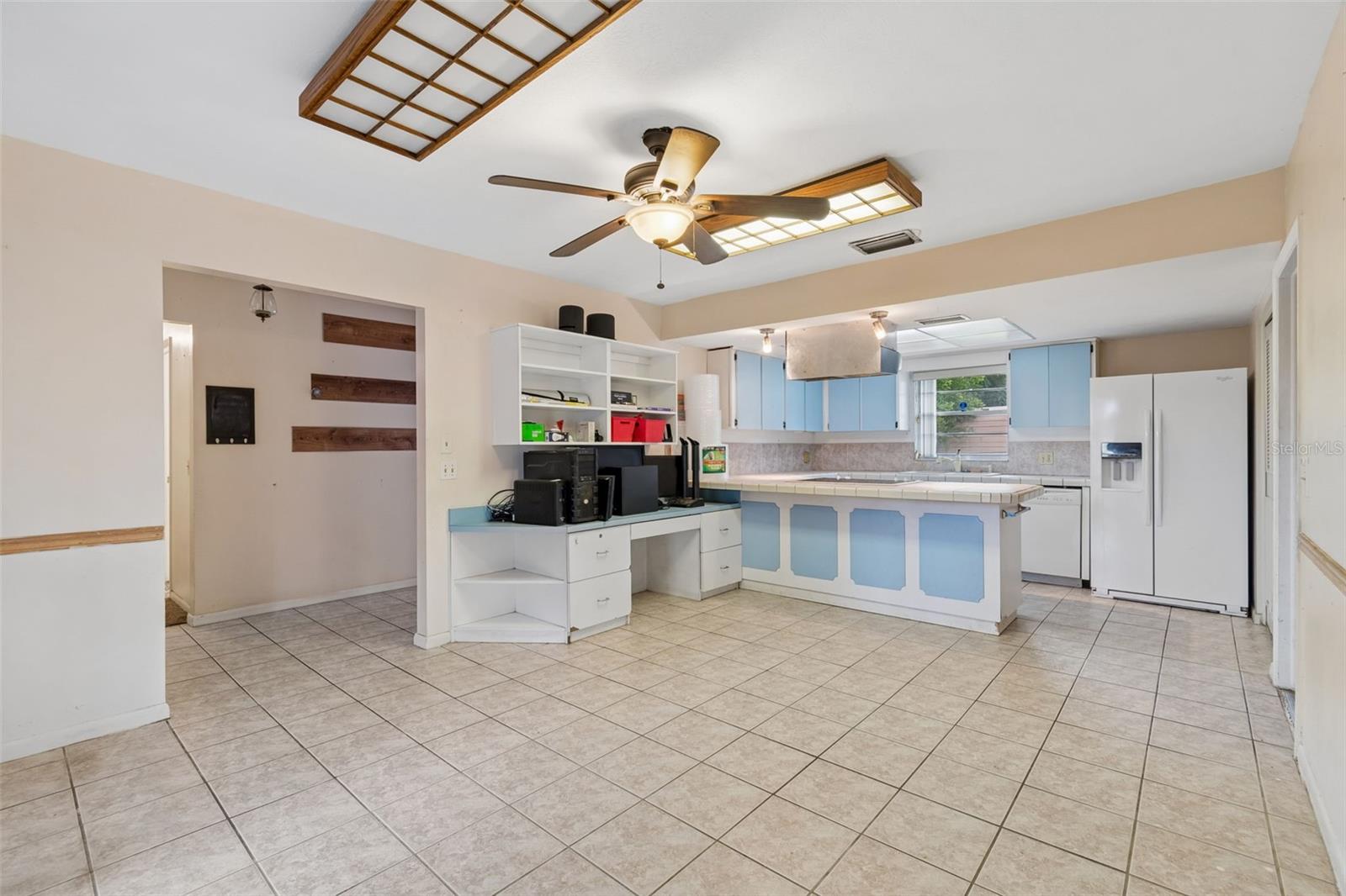 OAKMONT MANOR UNIT 2 - Residential