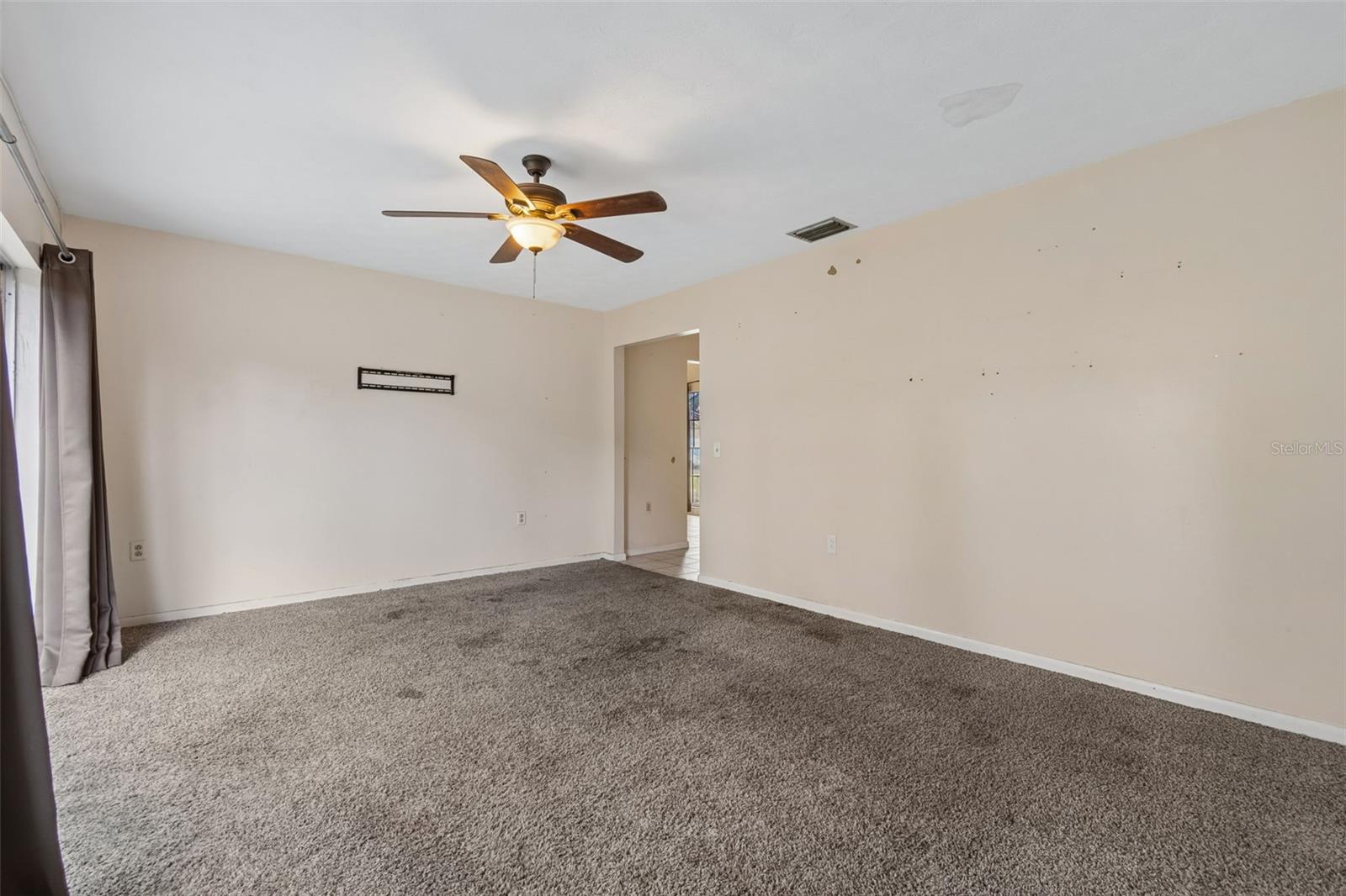 OAKMONT MANOR UNIT 2 - Residential
