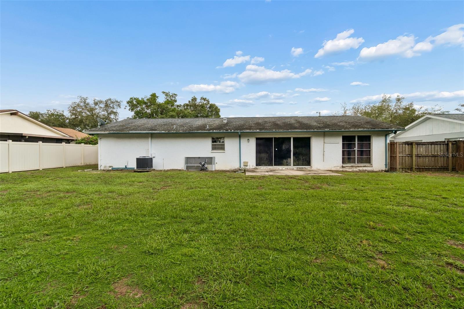 OAKMONT MANOR UNIT 2 - Residential