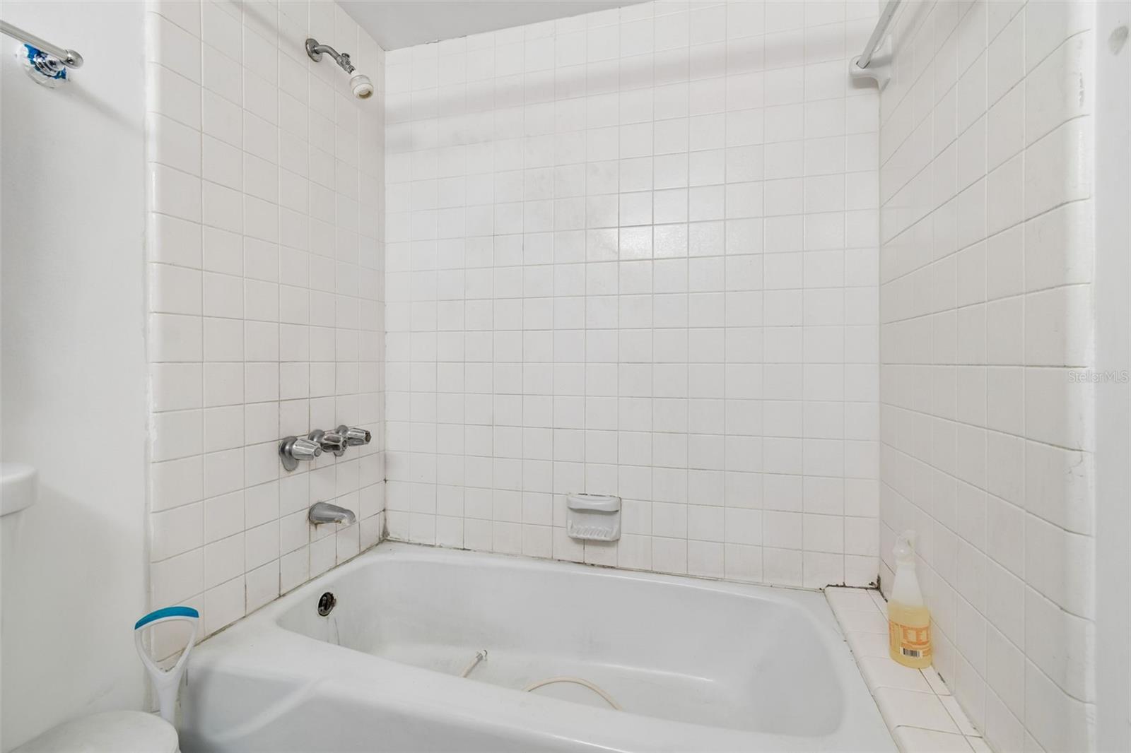 OAKMONT MANOR UNIT 2 - Residential