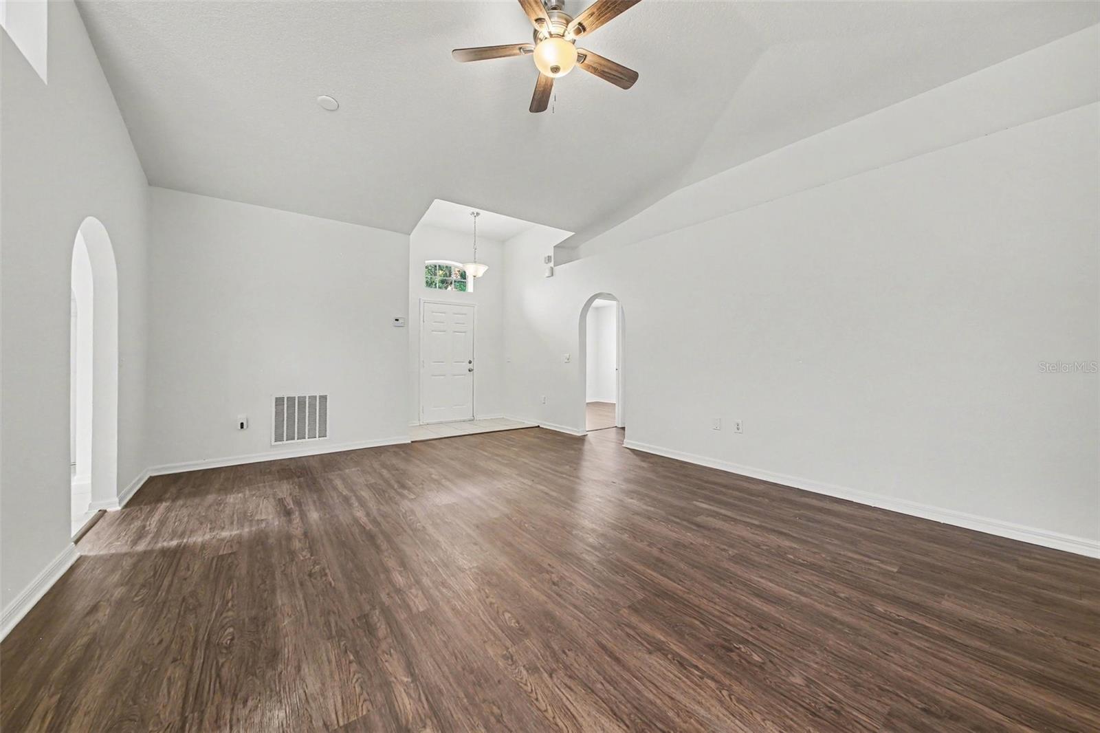 CEDAR HILL REP - Residential