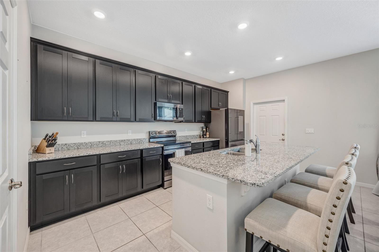 AVALON PARK WEST PRCL E PH I - Residential