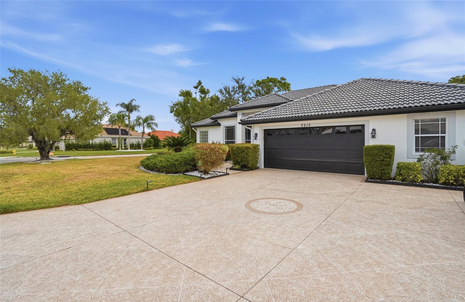 ARBOR LAKES B - Residential