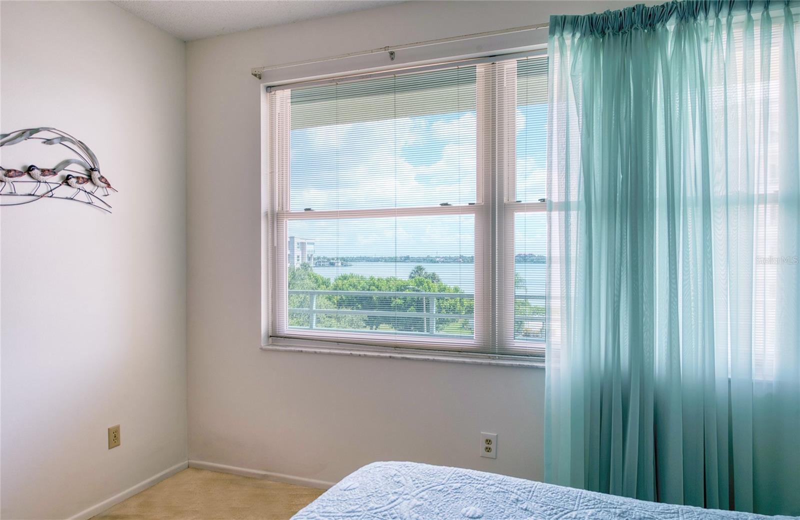 HARBOURSIDE CONDO - Residential