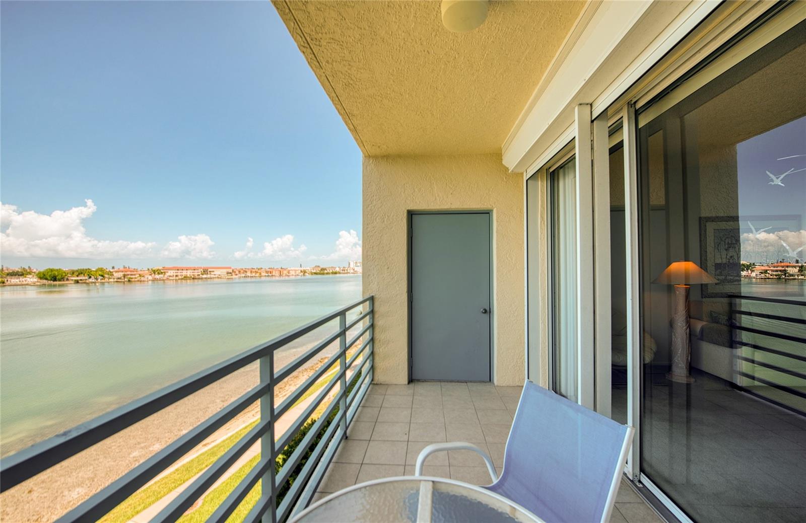 HARBOURSIDE CONDO - Residential