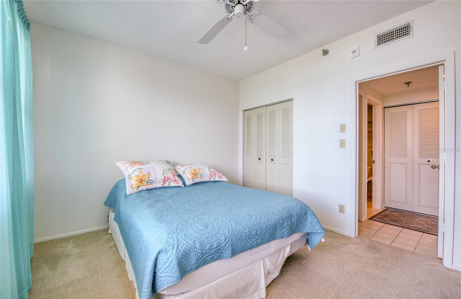 HARBOURSIDE CONDO - Residential