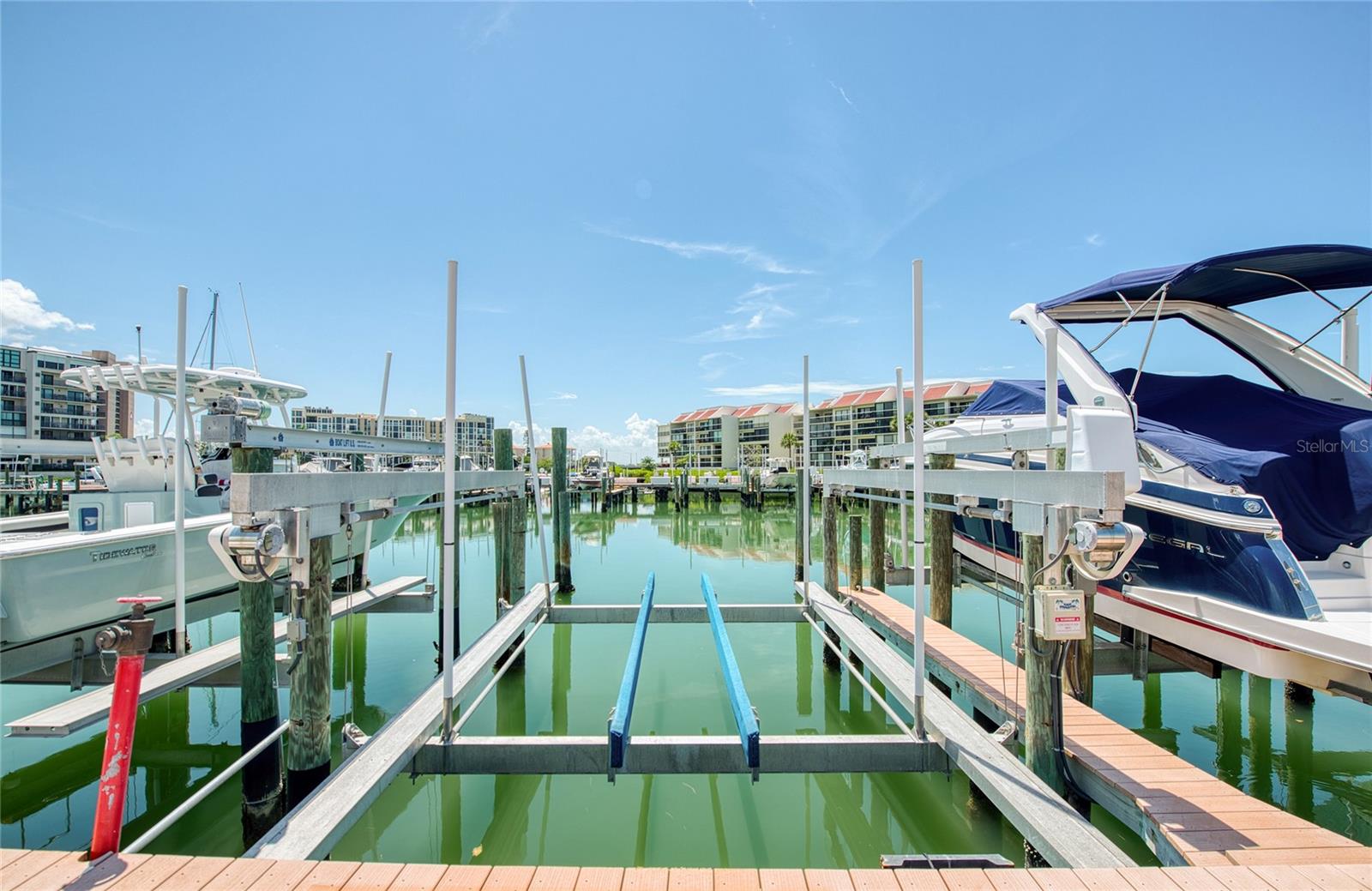 HARBOURSIDE CONDO - Residential