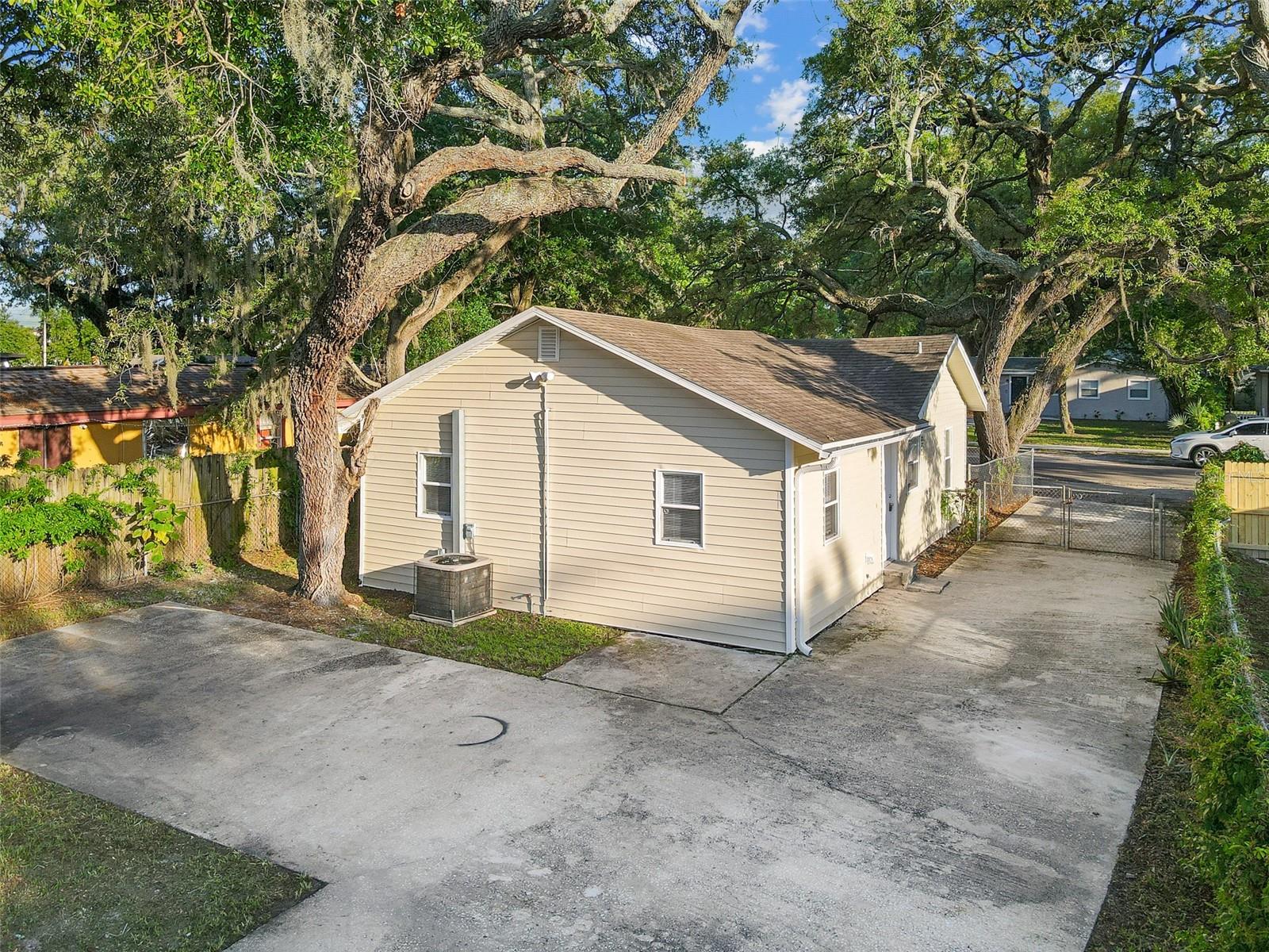 PEDDY AND HACKNEY SUBDIVISION - Residential