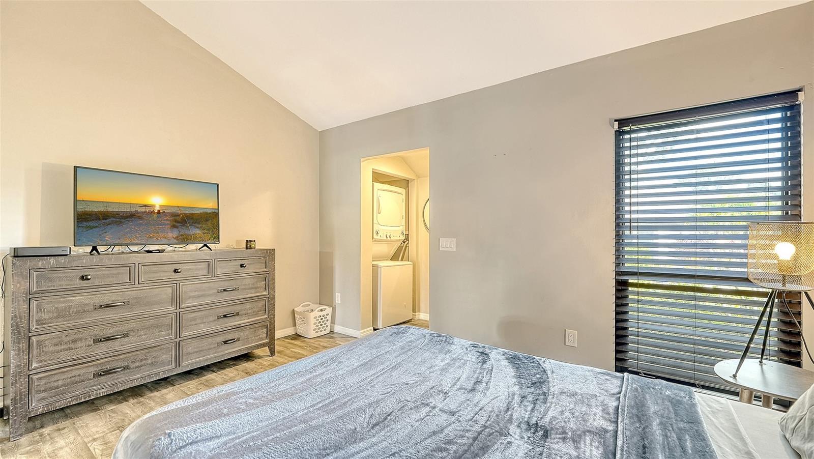 MEADOWS CC VILLAS - Residential