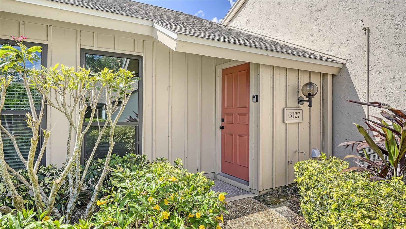 MEADOWS CC VILLAS - Residential
