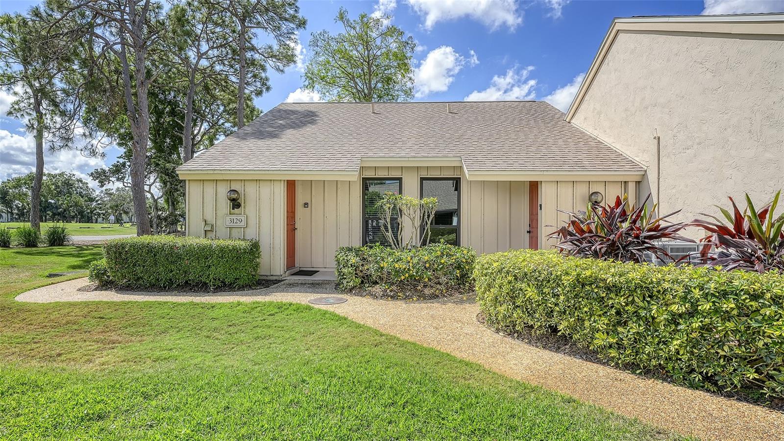 MEADOWS CC VILLAS - Residential