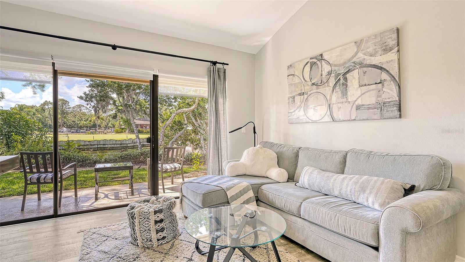 MEADOWS CC VILLAS - Residential