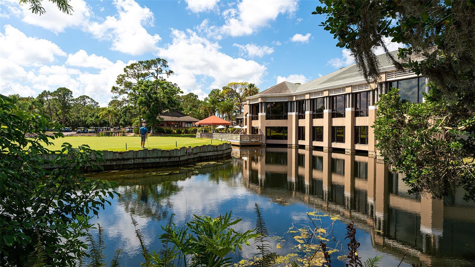 MEADOWS CC VILLAS - Residential