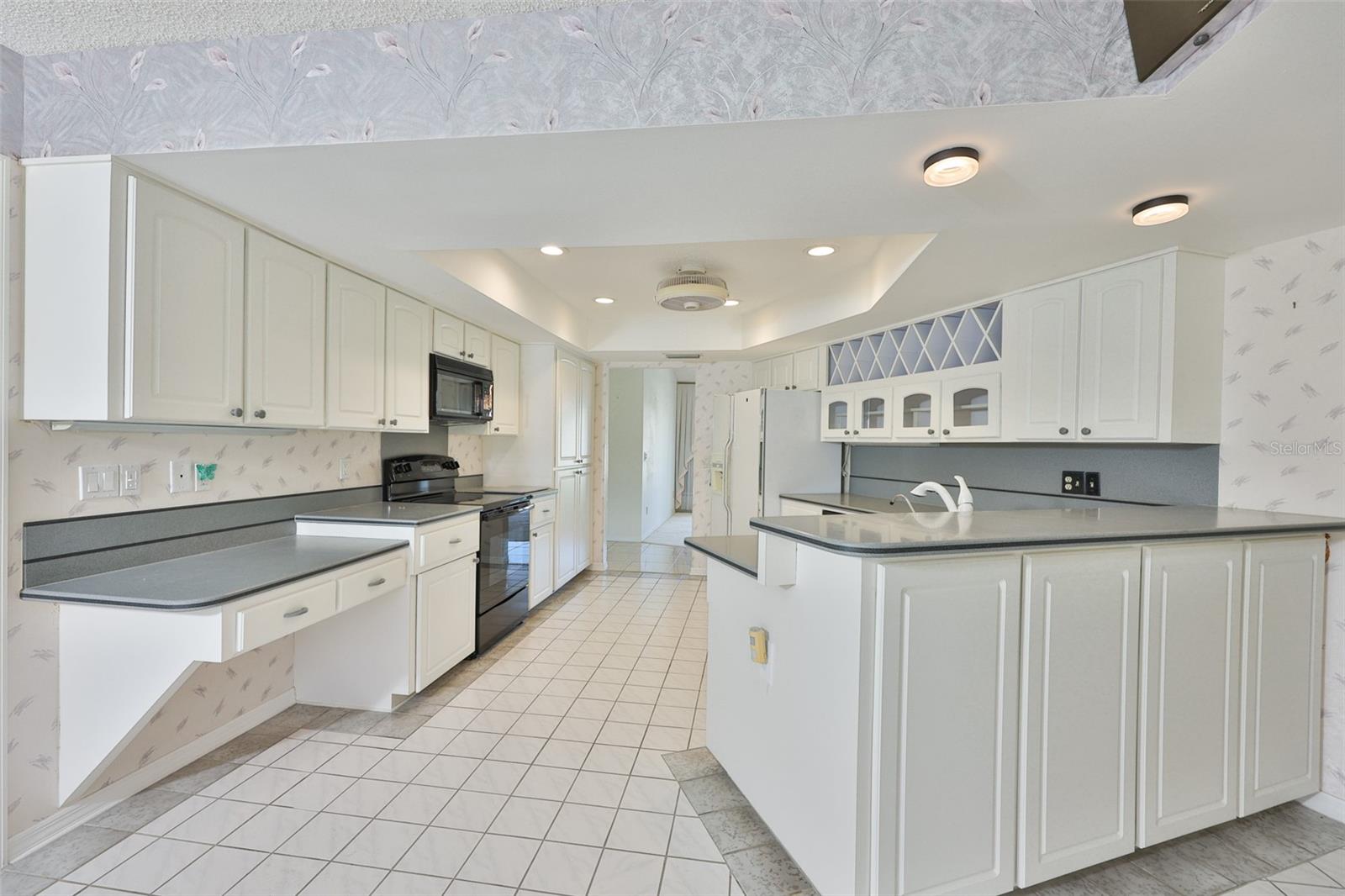 CALOOSA COUNTRY CLUB ESTATES U - Residential