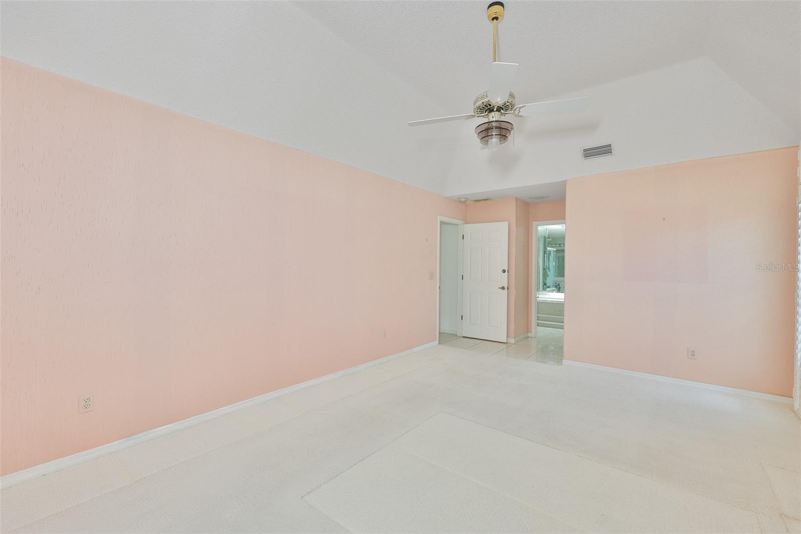 CALOOSA COUNTRY CLUB ESTATES U - Residential