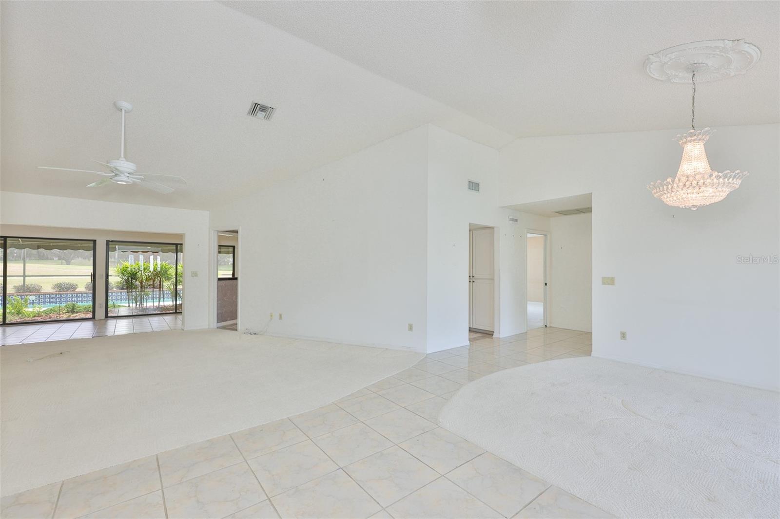 CALOOSA COUNTRY CLUB ESTATES U - Residential