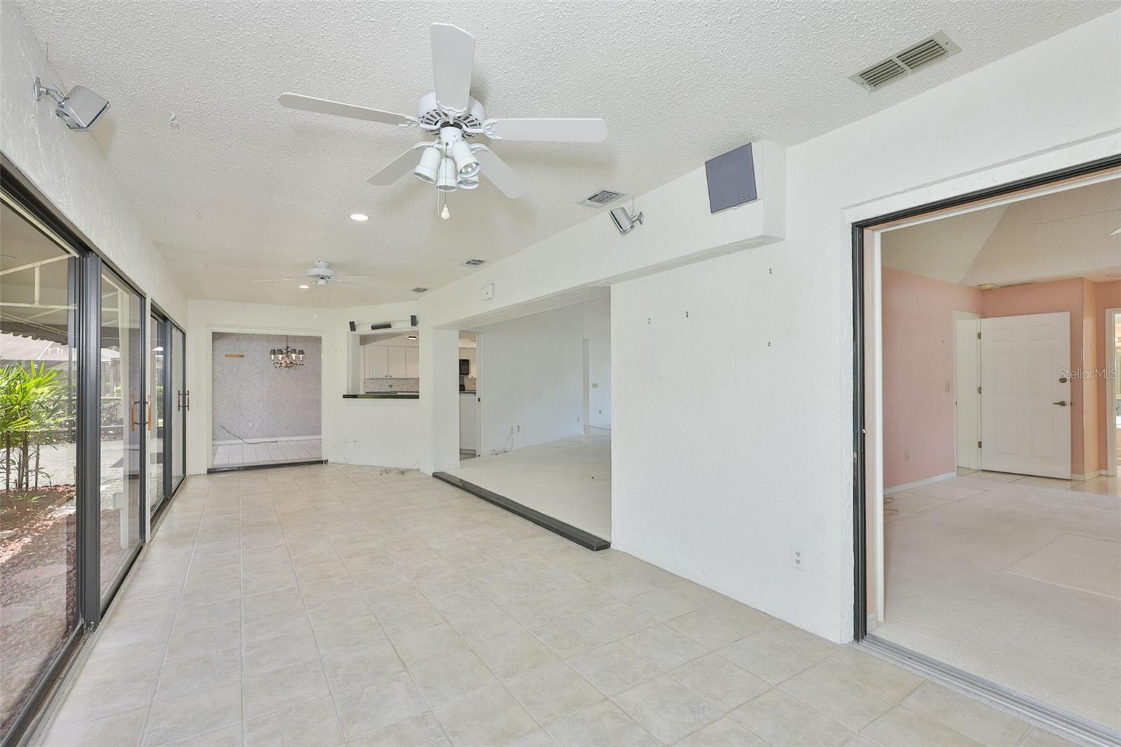 CALOOSA COUNTRY CLUB ESTATES U - Residential