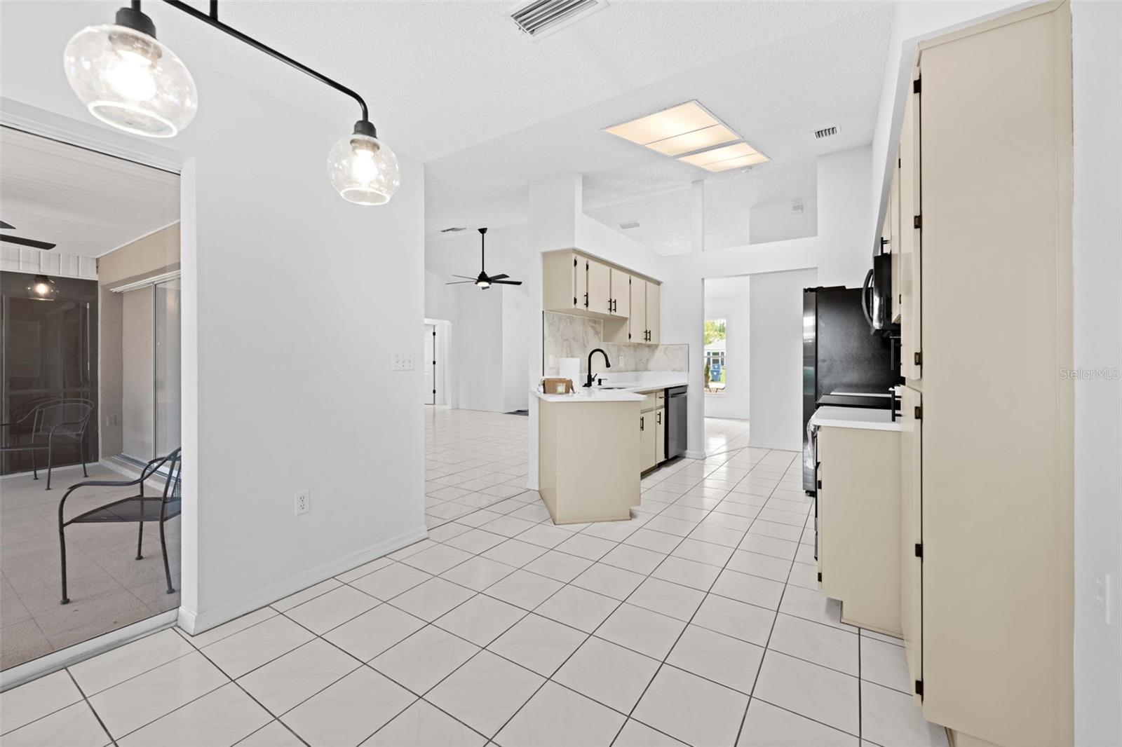 SPRING HILL - Residential