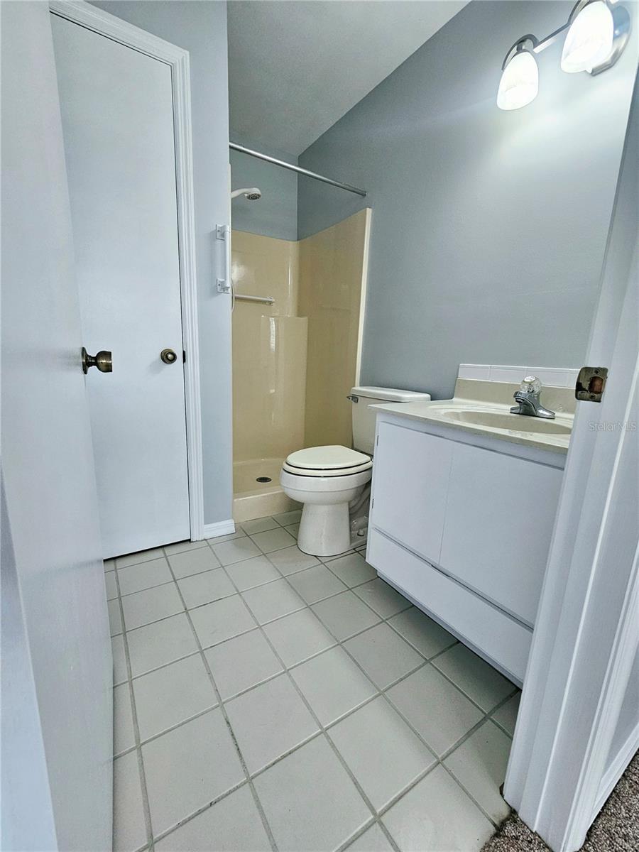 AVON PARK LAKES - Residential