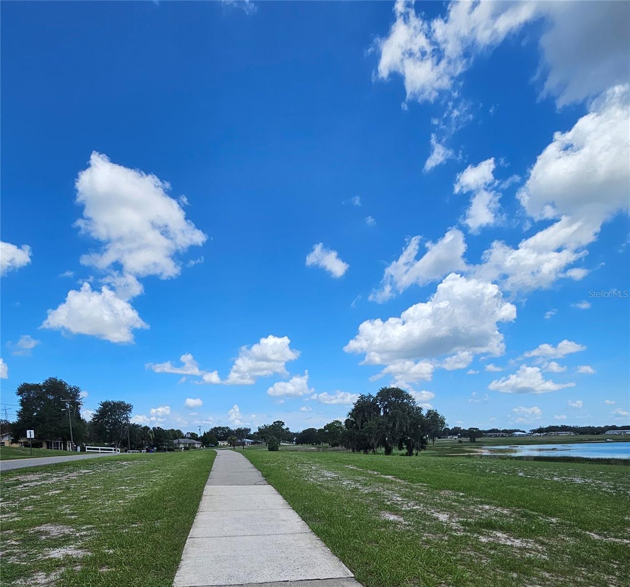 AVON PARK LAKES - Residential