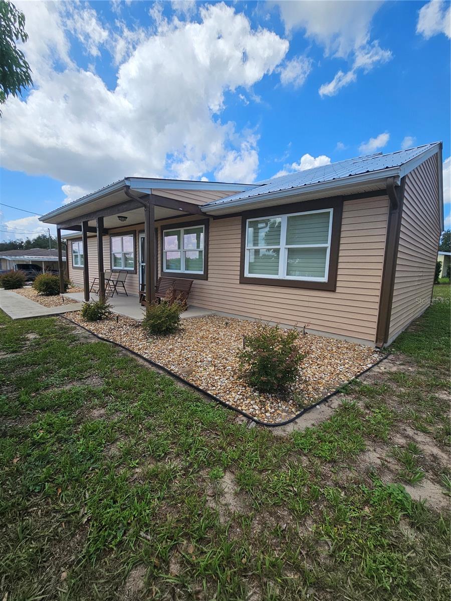 AVON PARK LAKES - Residential