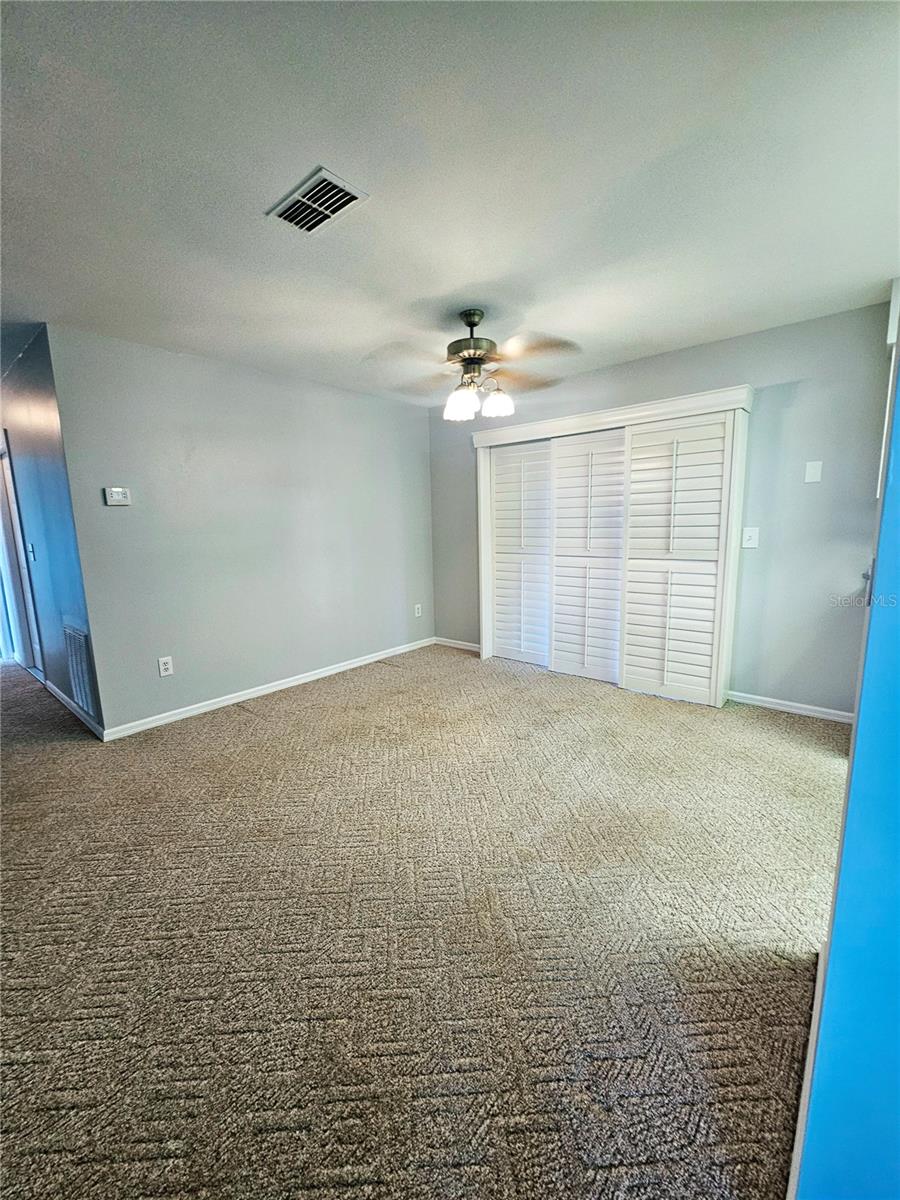 AVON PARK LAKES - Residential