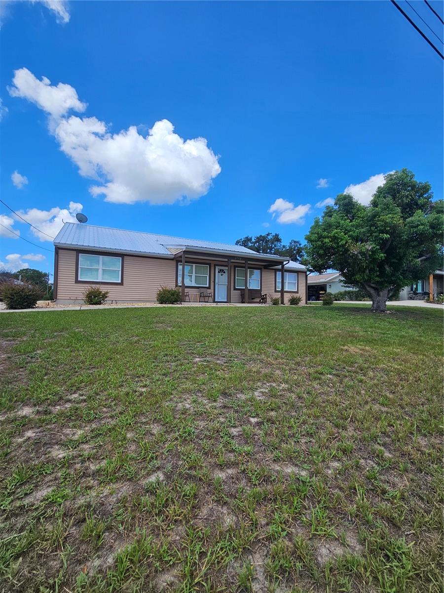 AVON PARK LAKES - Residential