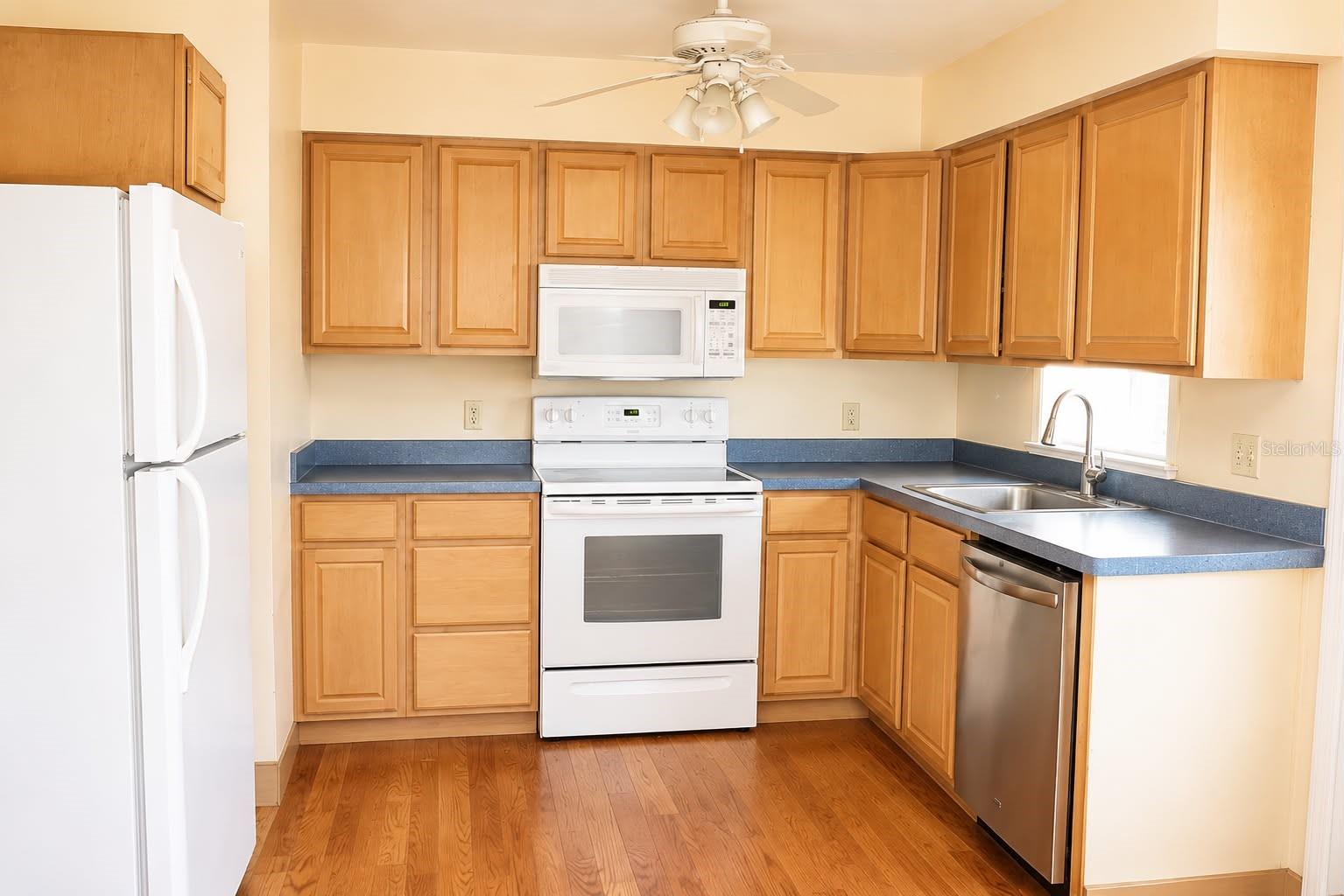 BLUE LAKE TERRACE - Residential