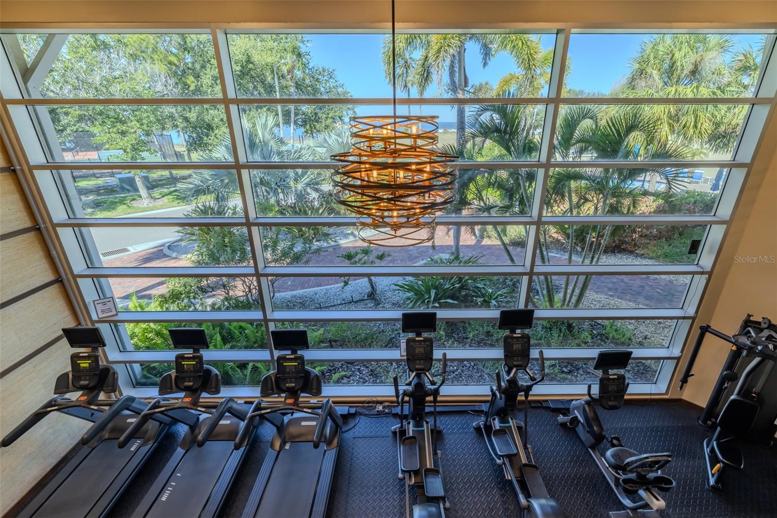 ISLAND RESORT AT MARINERS CLUB - Residential
