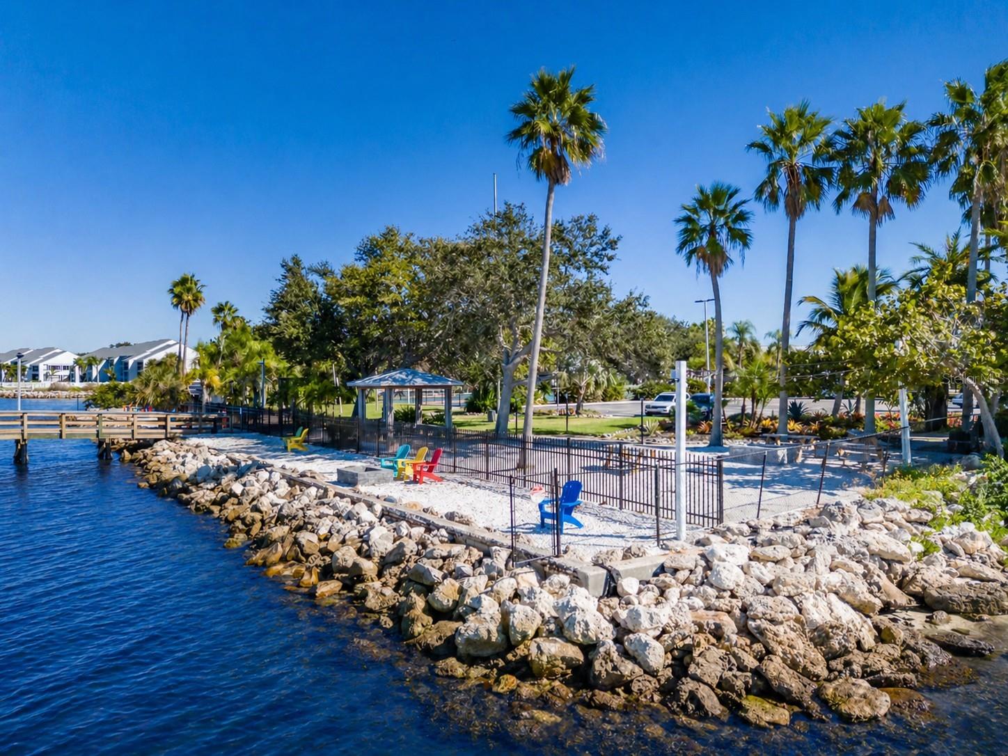 ISLAND RESORT AT MARINERS CLUB - Residential