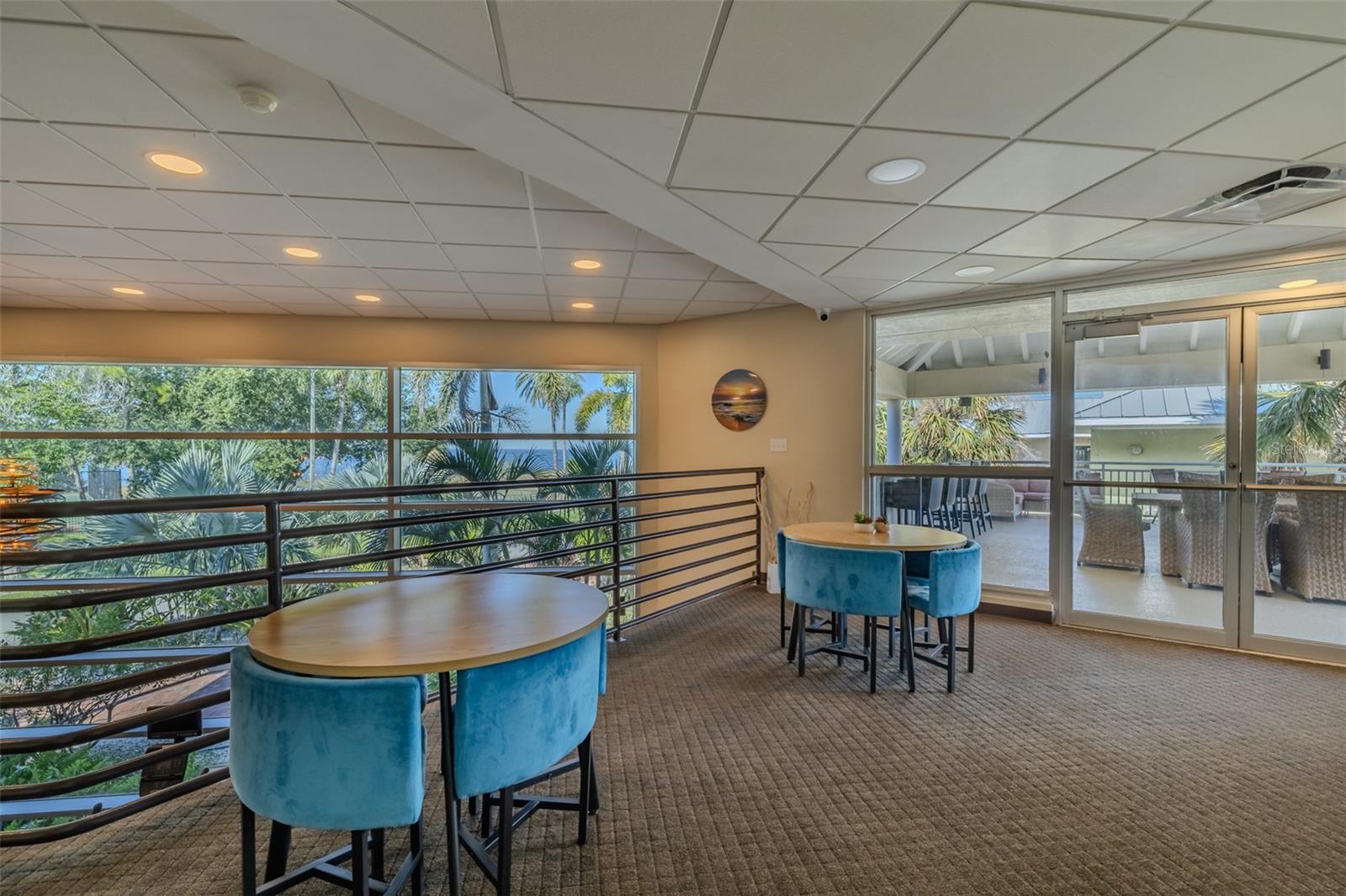 ISLAND RESORT AT MARINERS CLUB - Residential