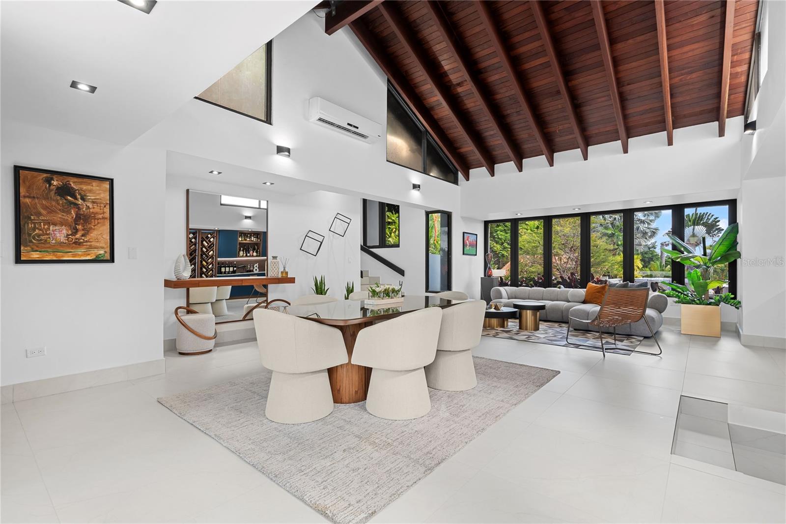 LA COLINA - Residential