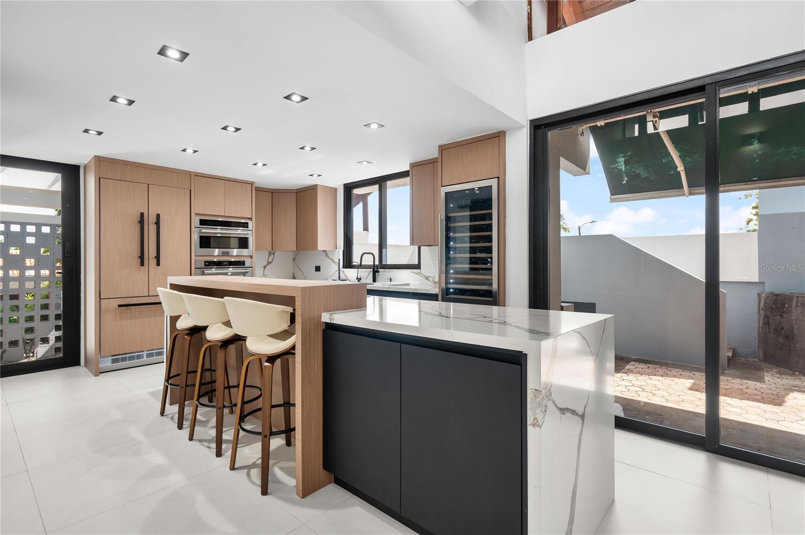 LA COLINA - Residential