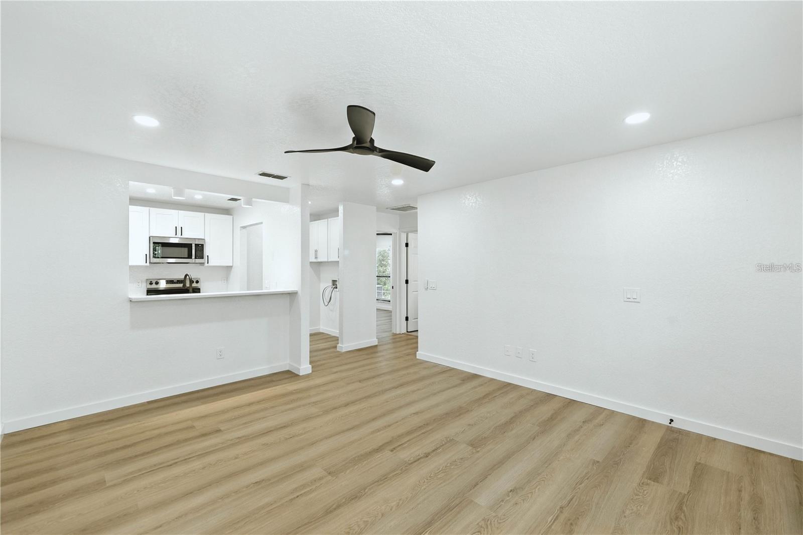 OF CALDWELLS ADD - Residential Lease
