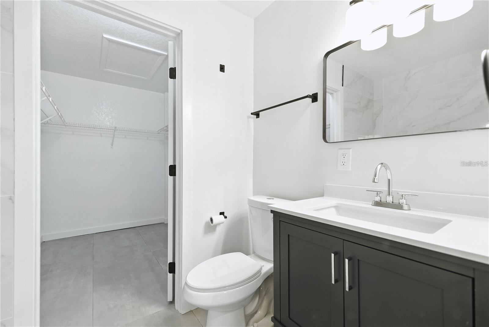 OF CALDWELLS ADD - Residential Lease