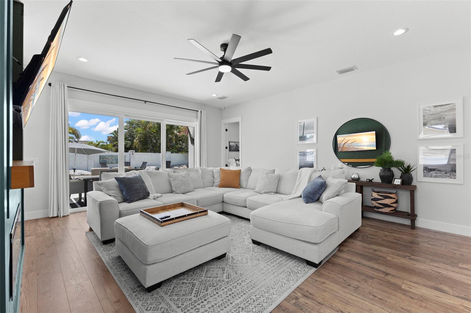 BLUE JAY WOODLANDS - PH 2 - Residential
