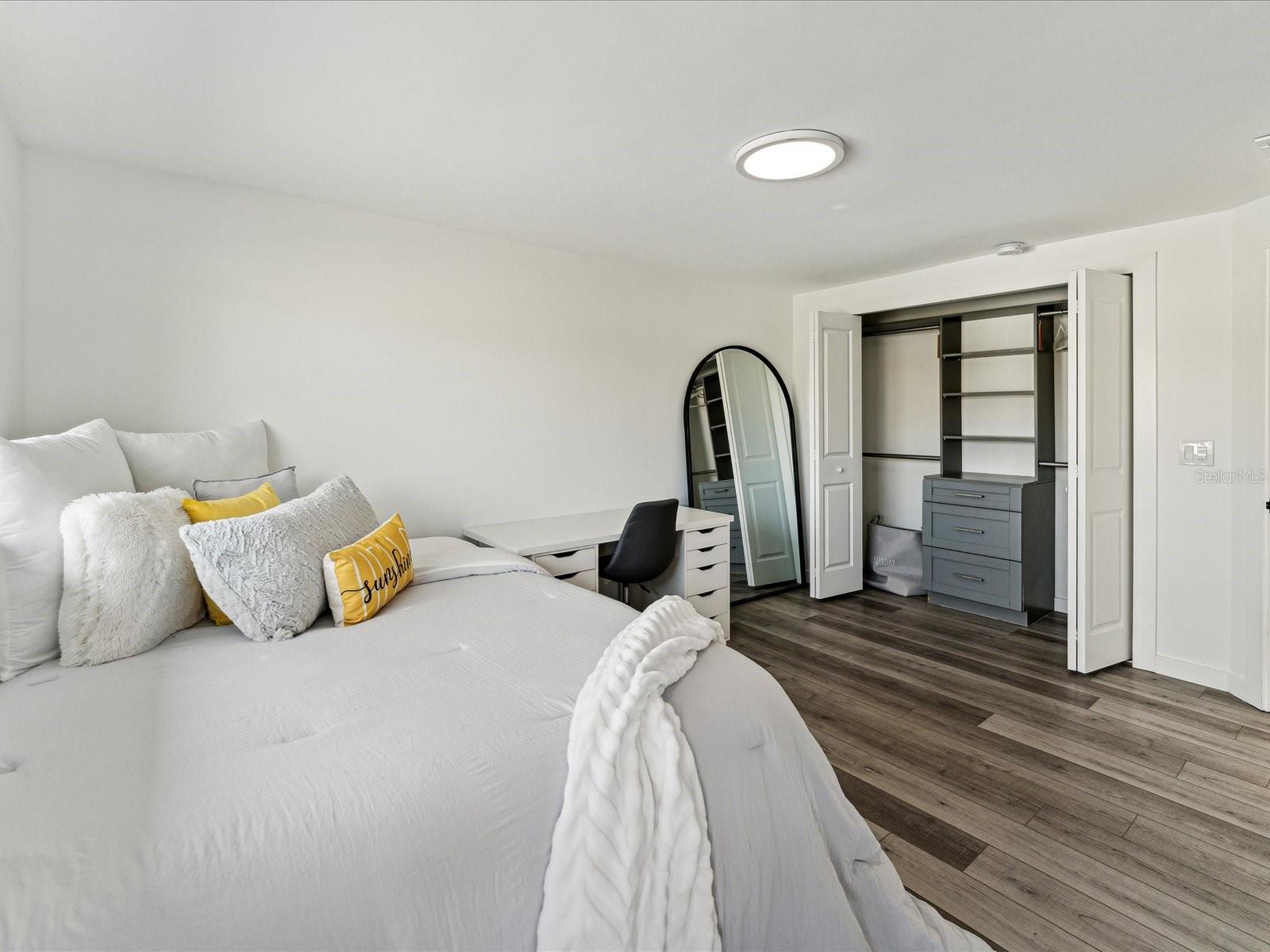 ISLAND ESTATES OF CLEARWATER UNIT 7B - Residential