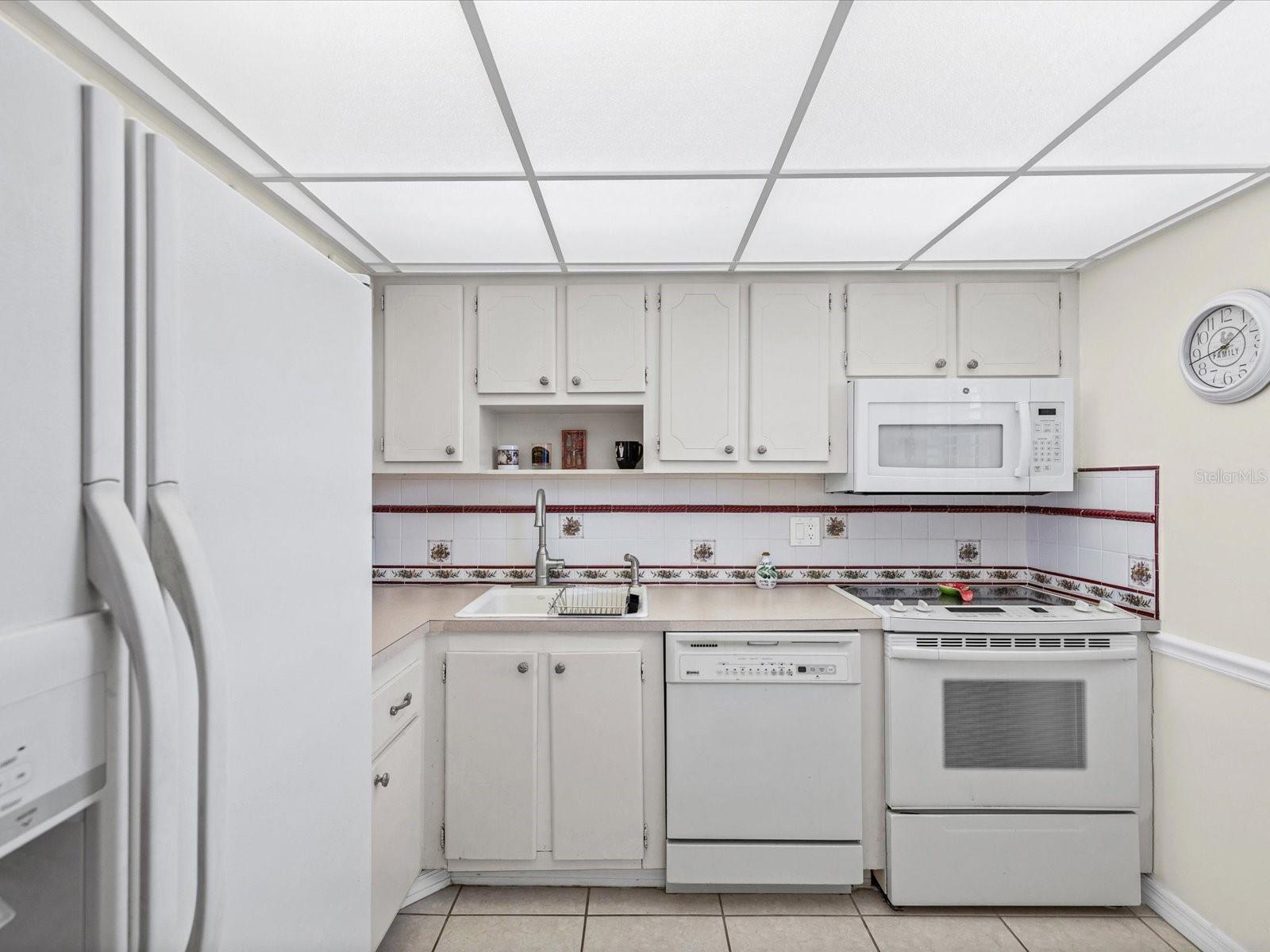 CROSSWINDS COLONY ONE CONDO - Residential