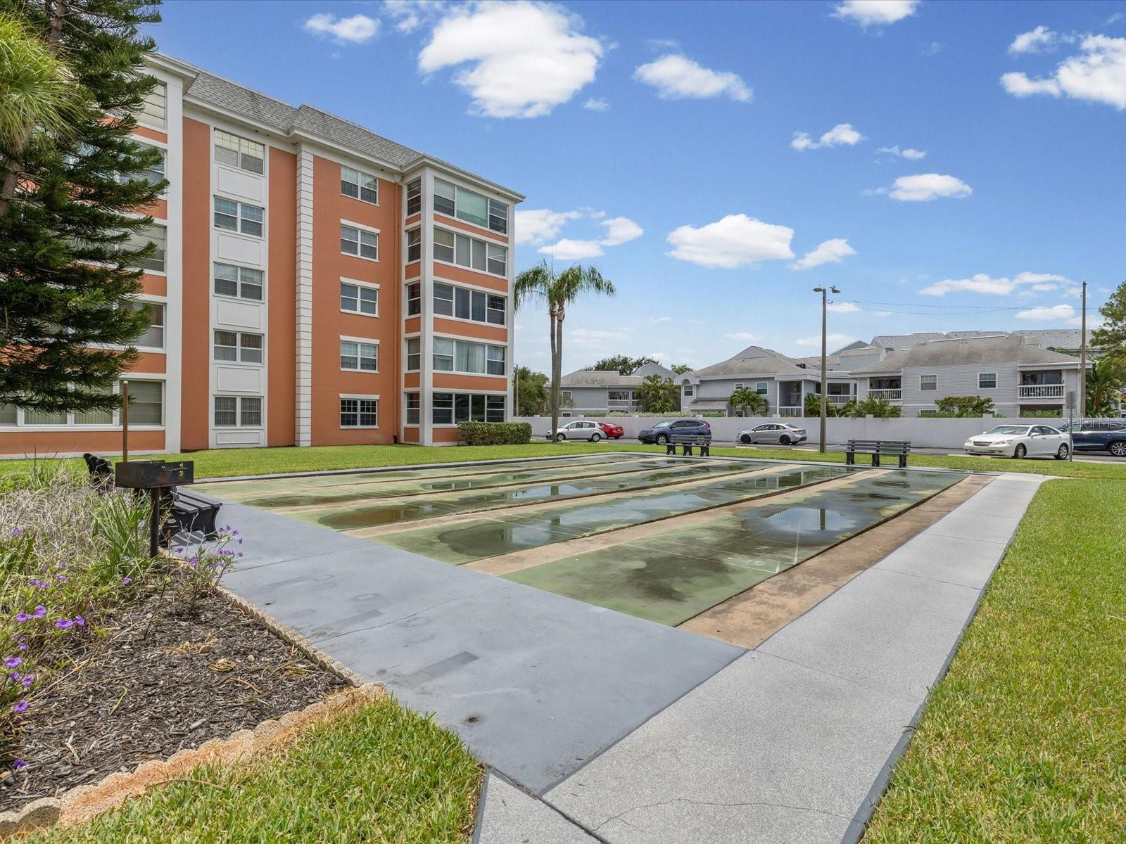 CROSSWINDS COLONY ONE CONDO - Residential