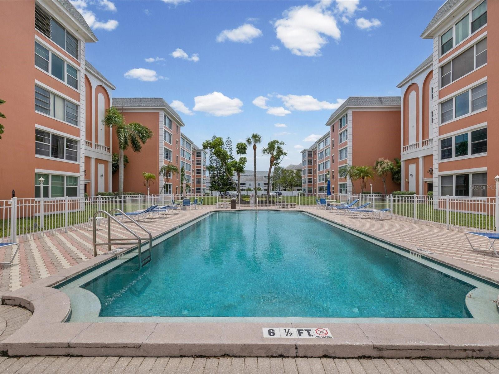 CROSSWINDS COLONY ONE CONDO - Residential