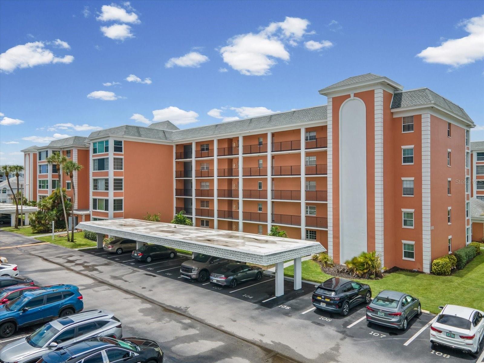 CROSSWINDS COLONY ONE CONDO - Residential