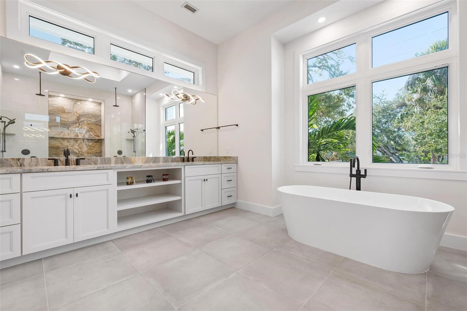 SIESTA BEACH - Residential
